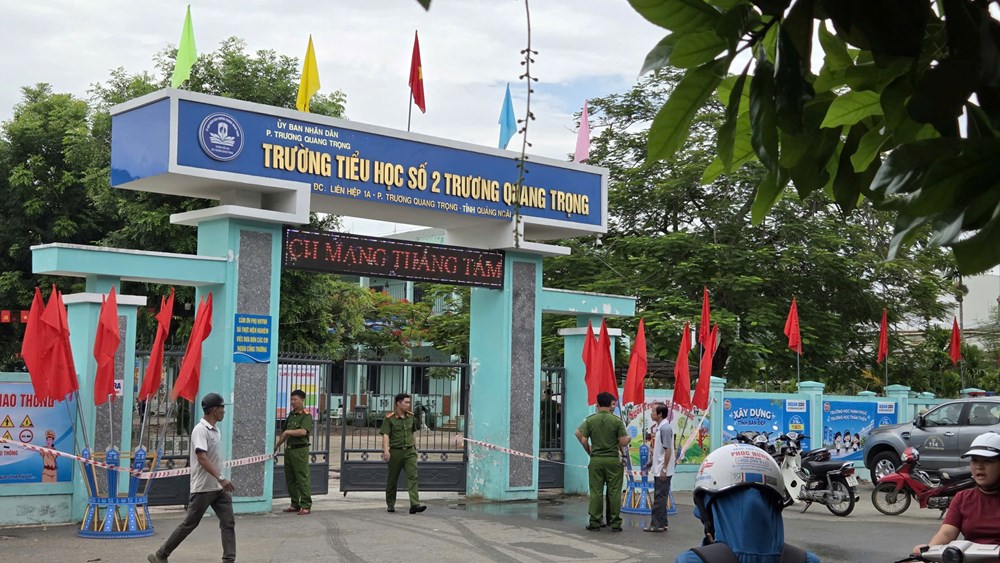 Cháy tại trường tiểu học, một phó hiệu trưởng tử vong - ảnh 1