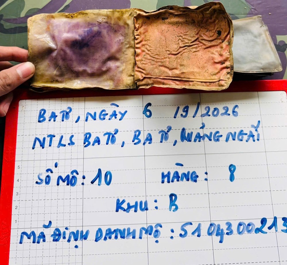 Phát hiện ví mang tên “Trọng Thanh” trong mộ liệt sĩ chưa xác định danh tính - ảnh 2