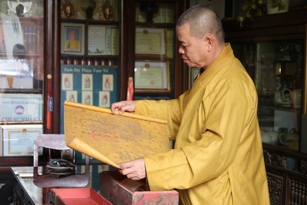  Quảng Ngãi: Hơn 200 năm gìn giữ 18 sắc phong quý tại chùa Hoa Sơn - ảnh 1