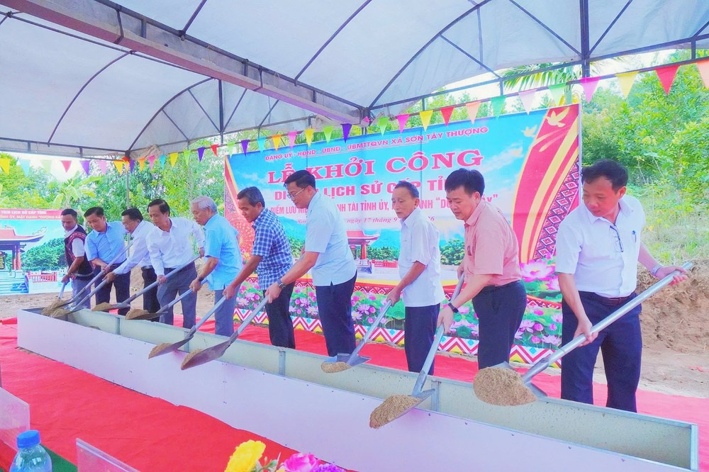 Đón nhận Bằng xếp hạng Di tích cấp tỉnh “Dượng Bảy” - ảnh 3
