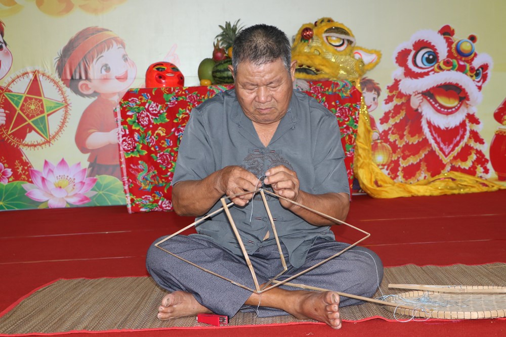 Để Trung thu truyền thống đến gần hơn với học sinh - ảnh 2