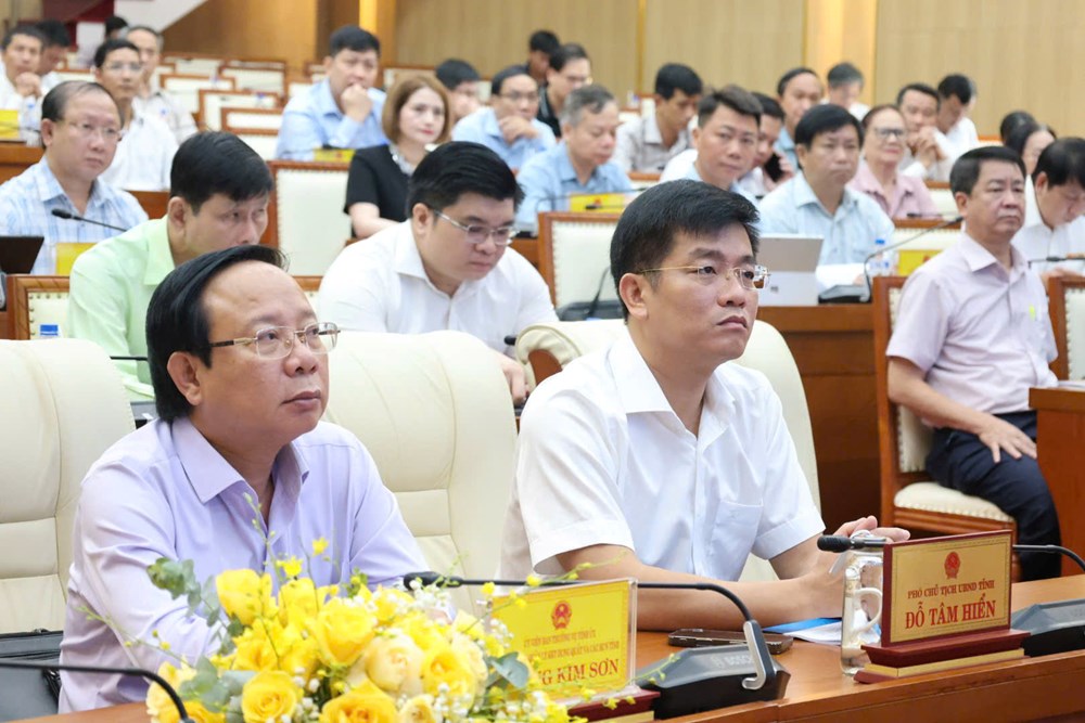 Quảng Ngãi lắng nghe, tháo gỡ điểm nghẽn cho doanh nghiệp - ảnh 6