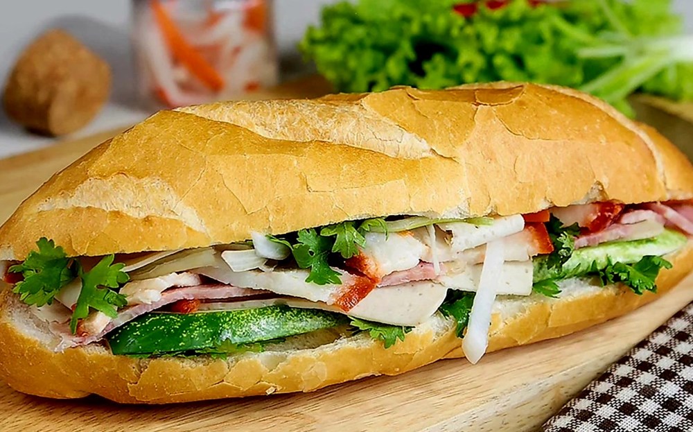 55 người nhập viện nghi ngộ độc bánh mì, cơ quan chức năng khẩn trương tìm nguyên nhân - ảnh 3