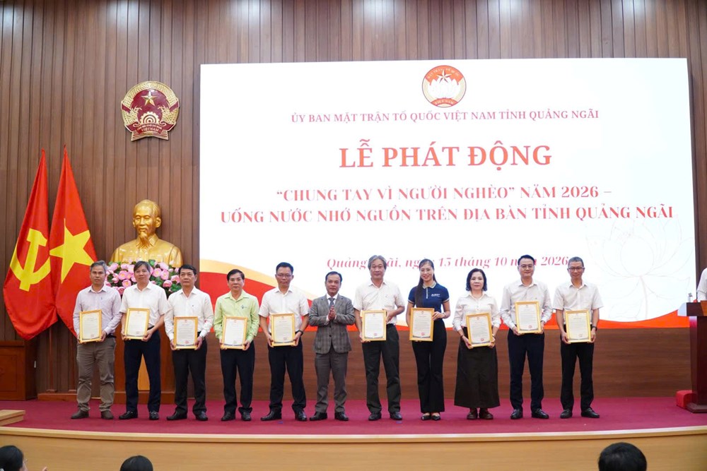 BSR ủng hộ 10 tỉ đồng chăm lo người nghèo tại Quảng Ngãi - ảnh 1