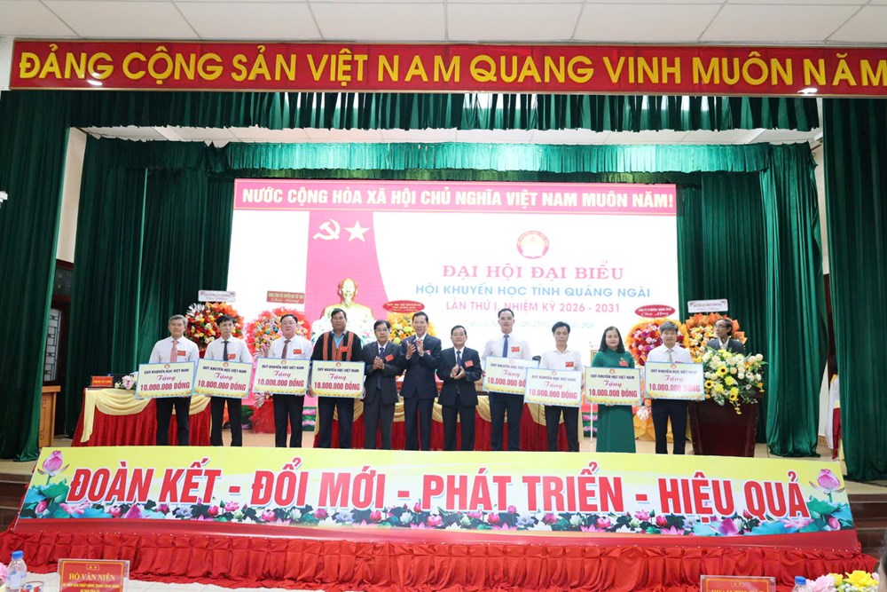 Hội Khuyến học tỉnh Quảng Ngãi đón nhận Huân chương Lao động hạng Ba - ảnh 4