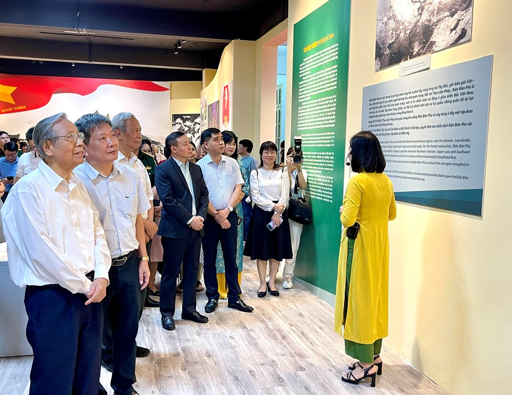 Gần 150 hiện vật giá trị tại trưng bày “Điện Biên Phủ - Tinh thần bất diệt” - ảnh 1
