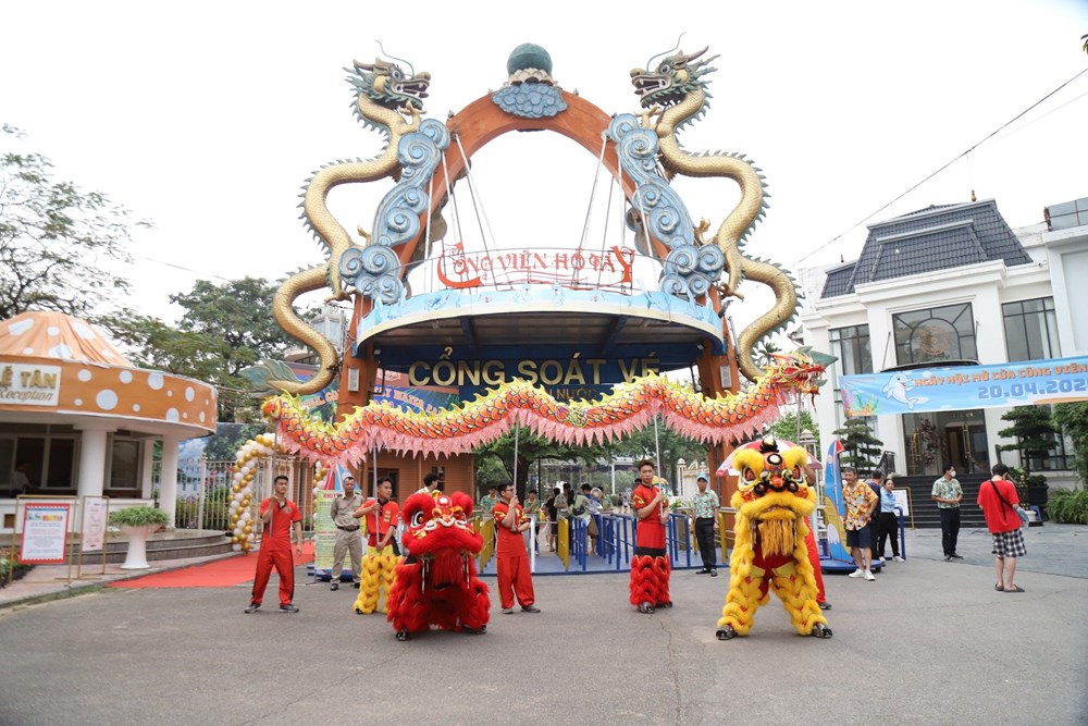 Nhiều chương trình hấp dẫn tại Công viên Nước Hồ Tây trong kỳ nghỉ lễ - ảnh 1
