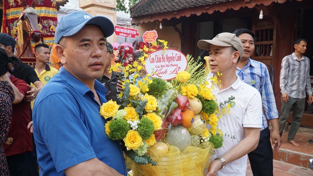 Phát huy giá trị di sản văn hóa phi vật thể quốc gia Lễ hội Đền Nguyễn Cảnh Hoan - ảnh 3