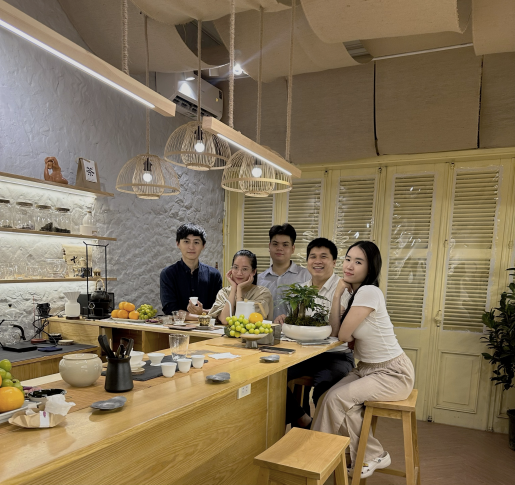Quán trà đặc biệt, cách người trẻ quảng bá văn hóa Việt - ảnh 1