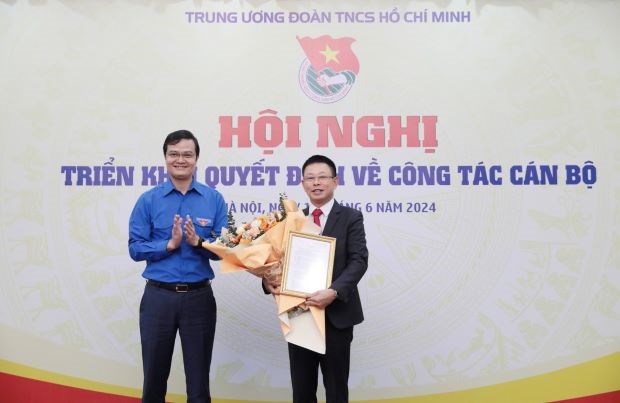 Bổ nhiệm nhà báo Phùng Công Sưởng làm Tổng Biên tập Báo Tiền Phong - ảnh 1