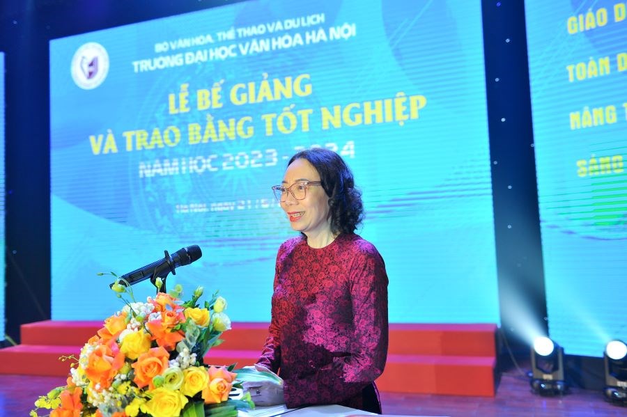 Trao bằng tốt nghiệp cho gần 1200 Cử nhân, Thạc sĩ và Tiến sĩ - ảnh 2