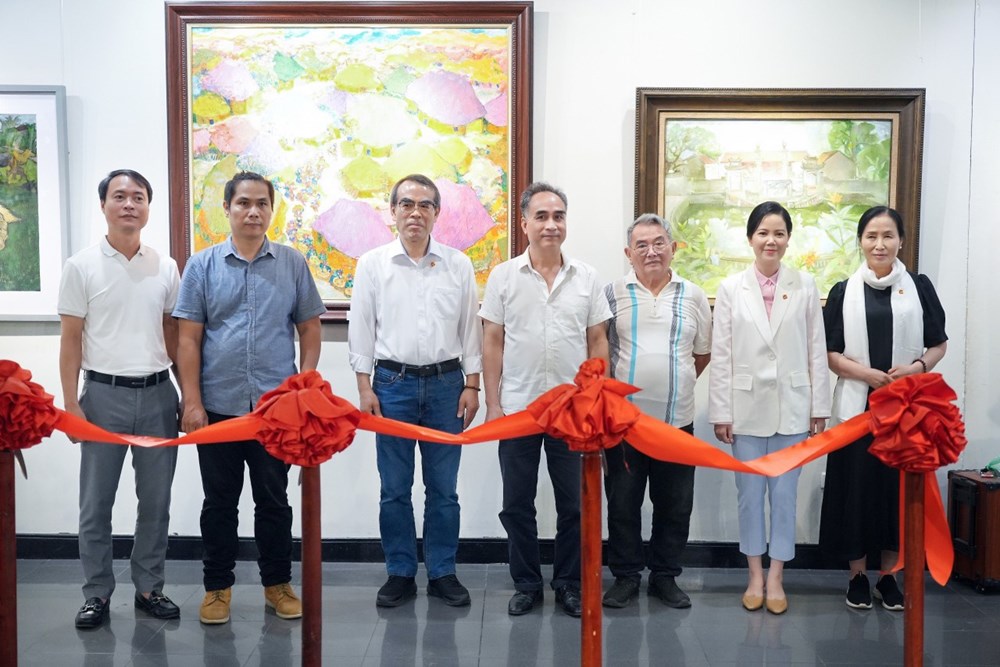 Triển lãm Cuộc sống quanh ta 2024 tôn vinh nét đẹp đời thường - ảnh 1