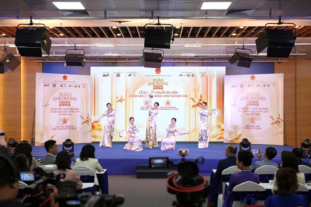 Tôn vinh văn hóa truyền thống trong chuỗi sự kiện “Xuân quê hương 2025” tại Nhật Bản - ảnh 7