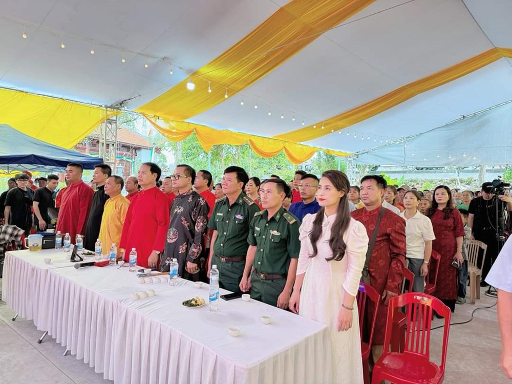 Thanh đồng tâm huyết với tín ngưỡng thờ Mẫu ở xứ Tuyên - ảnh 4