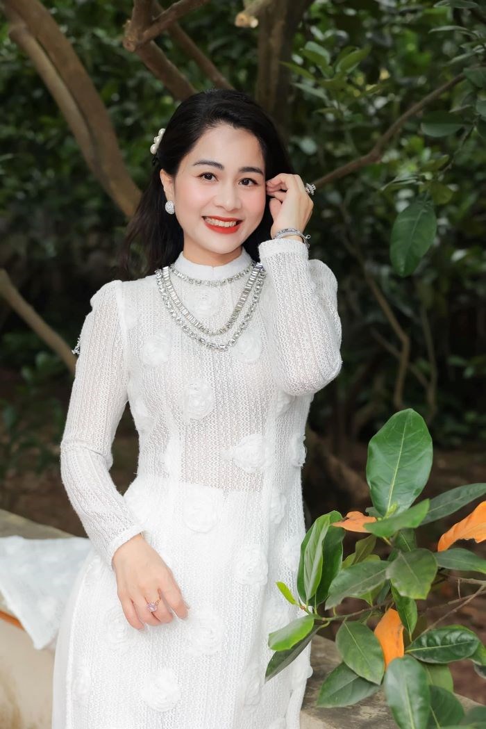 NTK Thạch Linh, Ngô Diễm Hương hội ngộ tại Fashion Show “Giao thời” - ảnh 3