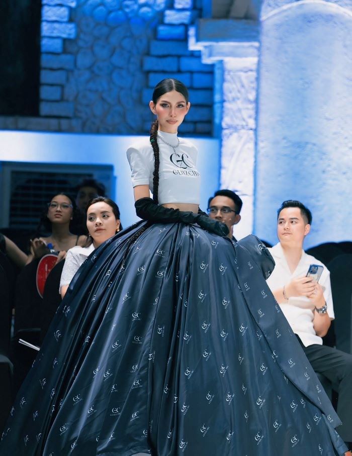 NTK Thạch Linh, Ngô Diễm Hương hội ngộ tại Fashion Show “Giao thời” - ảnh 5