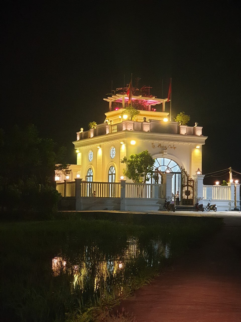 Trạm Tây Phương Cực Lạc- Công trình văn hóa tâm linh đặc sắc - ảnh 1