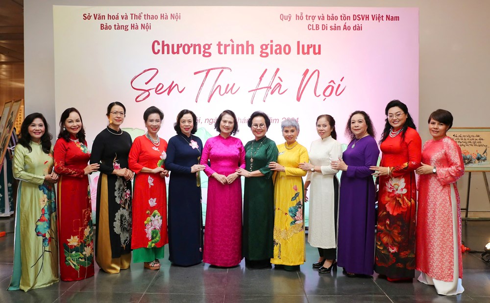 Quyến rũ Sen thu Hà Nội - ảnh 2