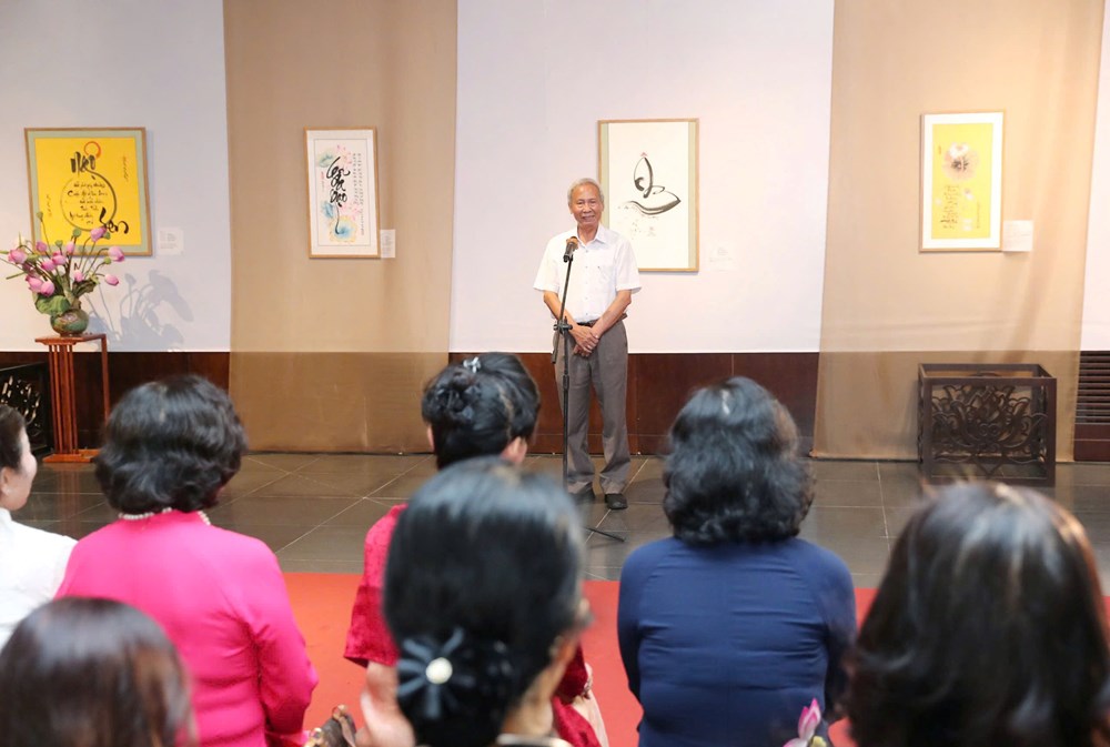 Quyến rũ Sen thu Hà Nội - ảnh 3