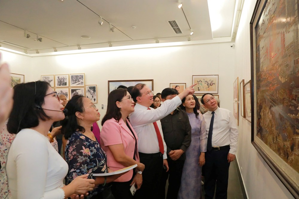 Chiêm ngưỡng tác phẩm mỹ thuật, nhiếp ảnh của tác giả được tặng Giải thưởng Hồ Chí Minh, Giải thưởng Nhà nước - ảnh 6
