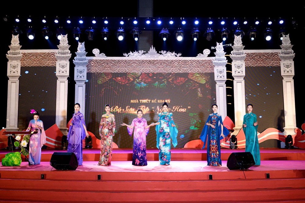 Đạo diễn Đỗ Bảo Ngọc “bật mí” ấn tượng đêm khai mạc Ngày hội văn hoá vì hòa bình - ảnh 6