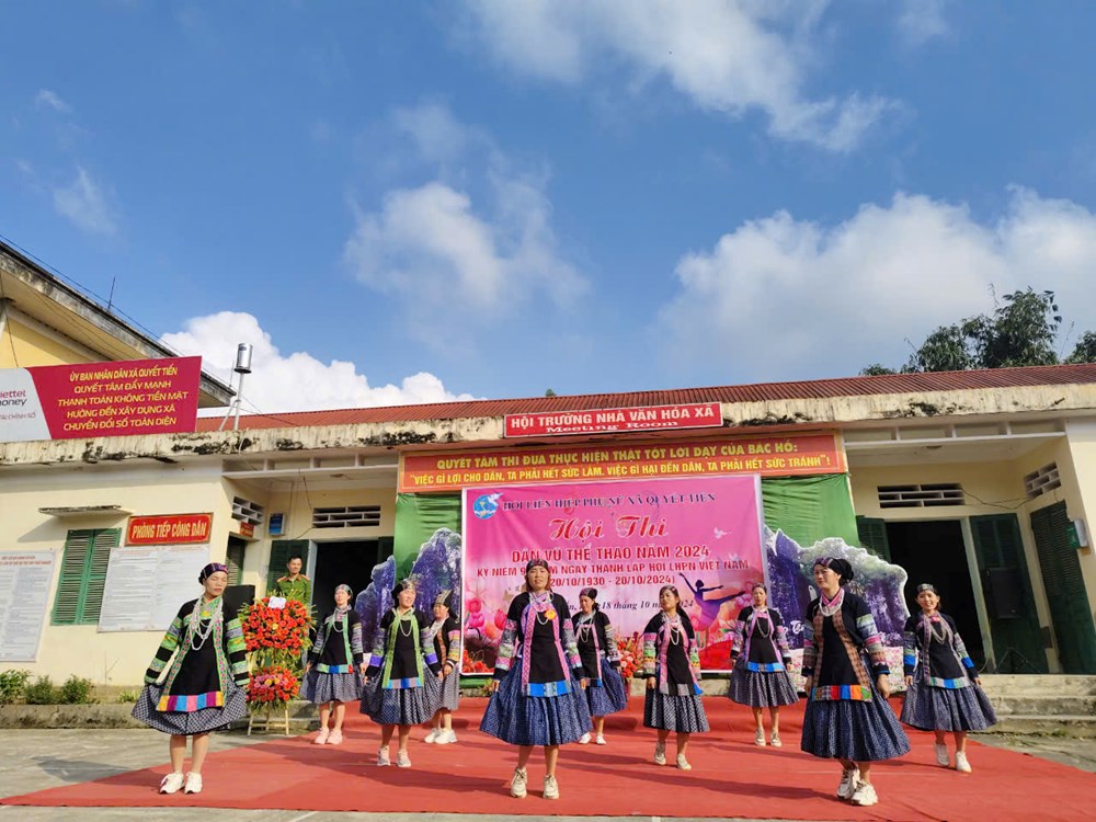 Hà Giang: Hội thi tôn vinh phụ nữ tại địa bàn có đông đồng bào dân tộc Bố Y sinh sống - ảnh 2