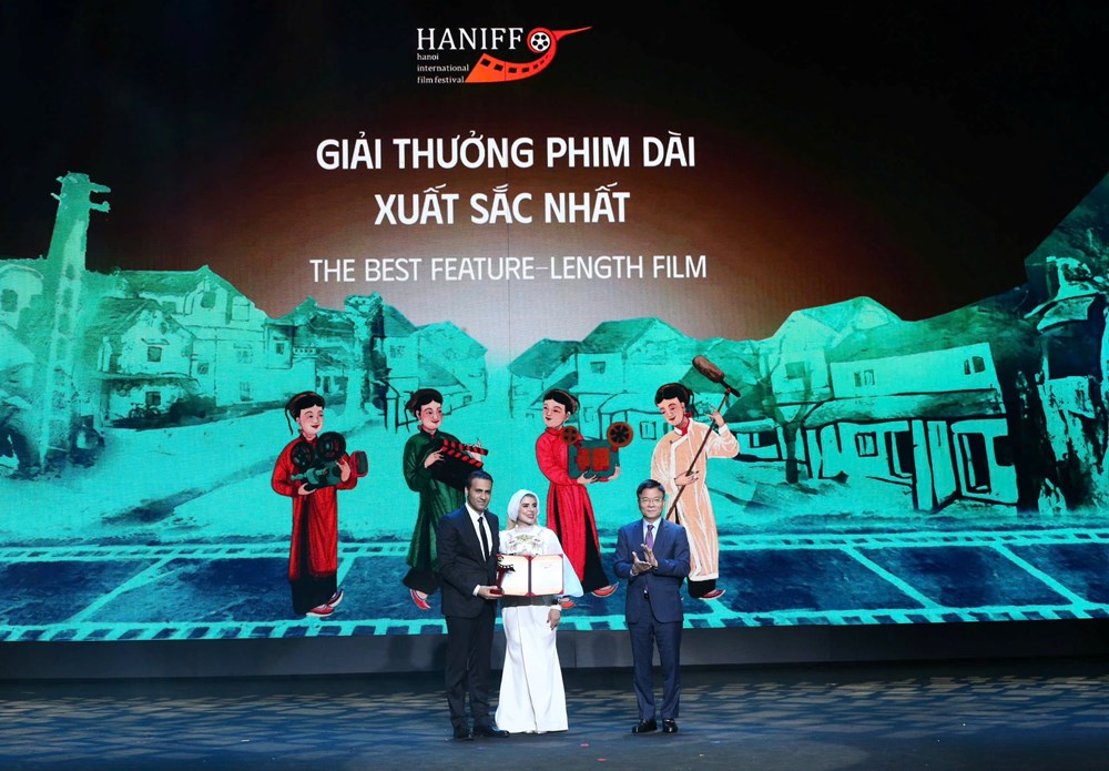 Điện ảnh Iran “bội thu” cùng “Vỏ bọc“ - ảnh 1