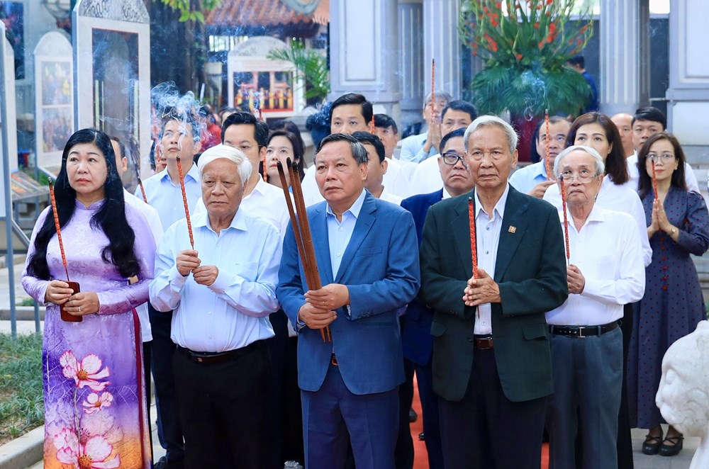Trưng bày “Hoàng đế Lê Thái Tổ - Người khai sáng vương triều Hậu Lê” - ảnh 1