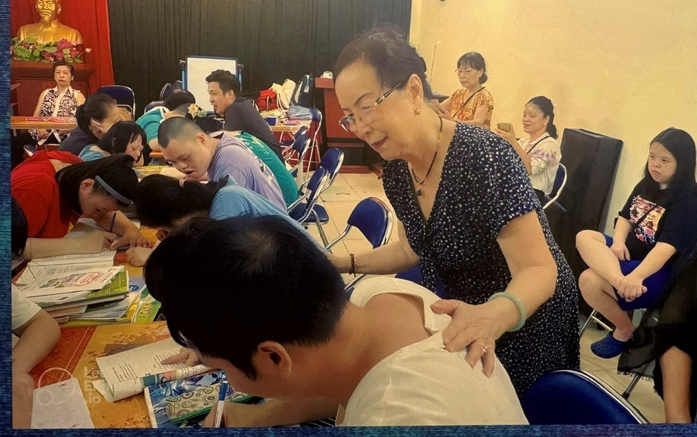 Lan tỏa những tấm gương bình dị mà cao quý - ảnh 2
