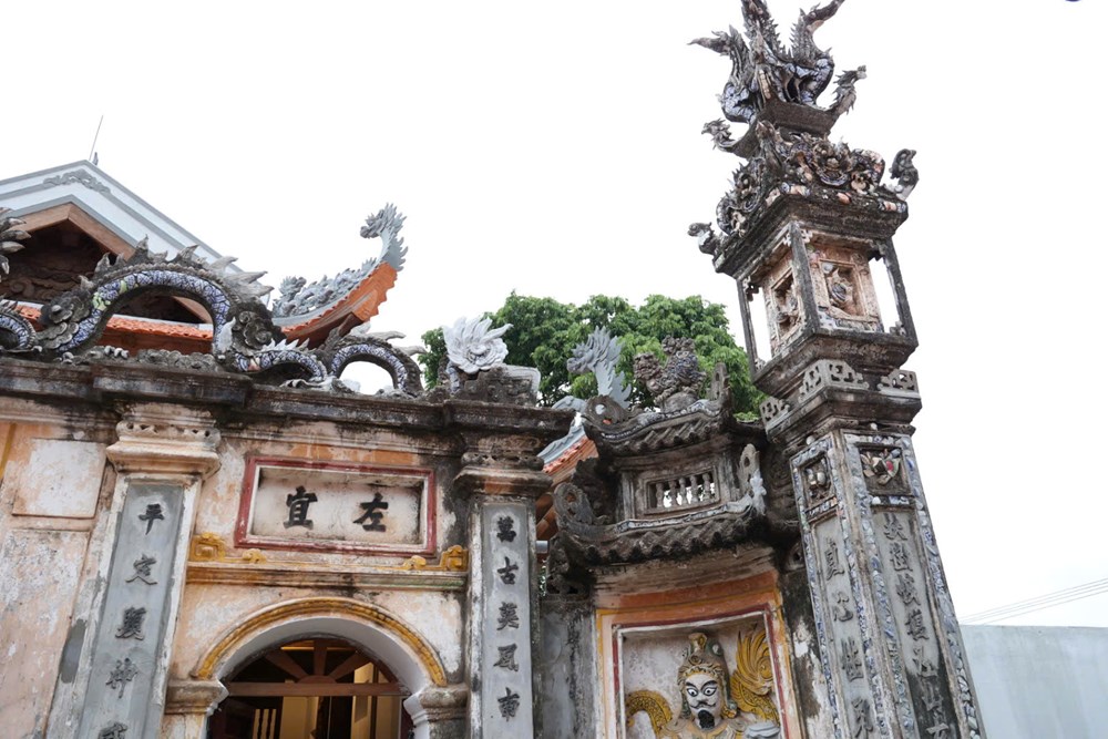 Khánh thành và bàn giao công trình tu bổ, tôn tạo di tích quốc gia đền Hồ Đề - ảnh 1