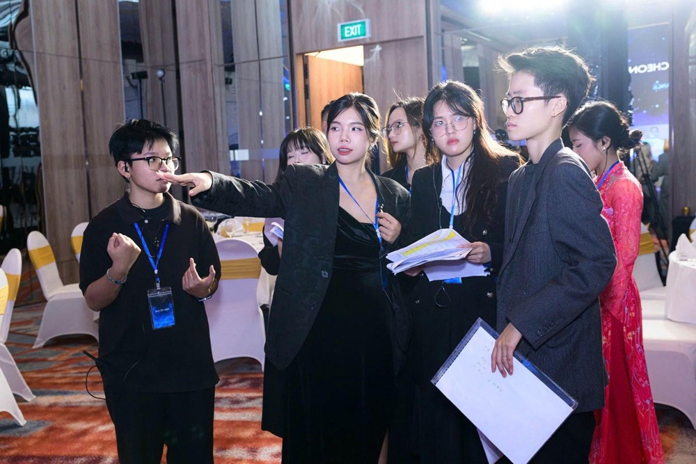 Đạo diễn Đỗ Bảo Ngọc “mất ngủ” với chương trình “Ambassadors’ Luncheon” - ảnh 4