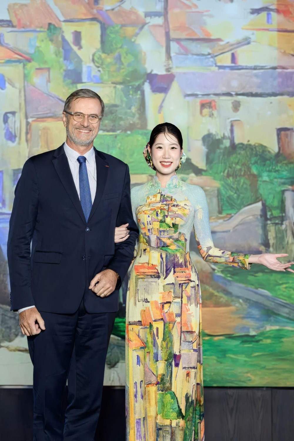 Đạo diễn Đỗ Bảo Ngọc “mất ngủ” với chương trình “Ambassadors’ Luncheon” - ảnh 7