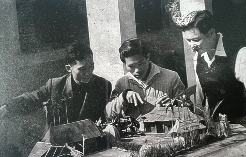 Họa sĩ Ngọc Linh: Những mùa xuân với điện ảnh - ảnh 11