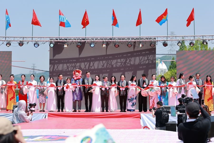 Khai mạc Festival “Trái tim Việt Nam – 50 năm hòa chung một nhịp” tại Nhật Bản - ảnh 1