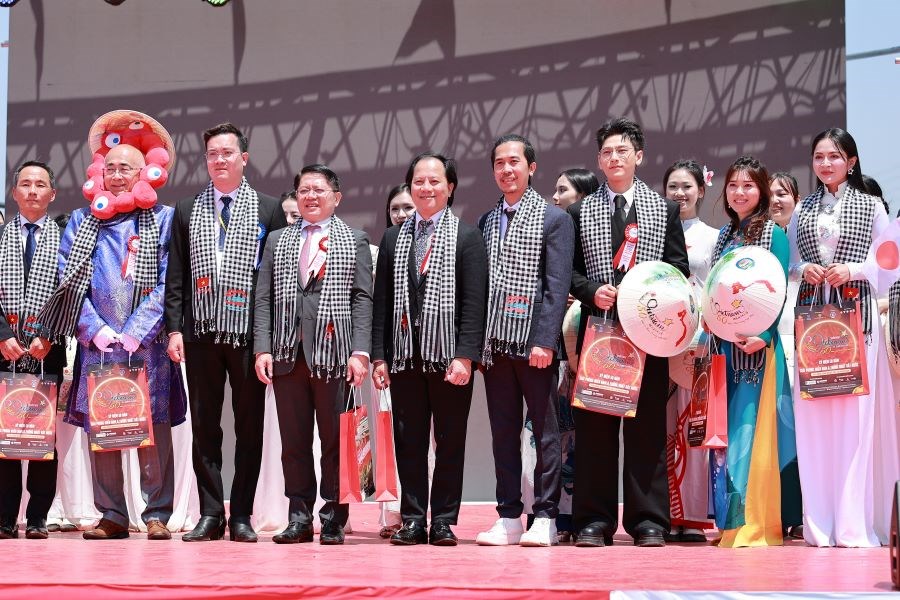 Khai mạc Festival “Trái tim Việt Nam – 50 năm hòa chung một nhịp” tại Nhật Bản - ảnh 3