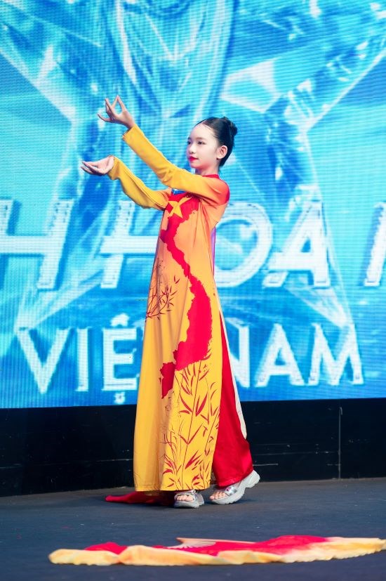 Hành trình tìm kiếm, chắp cánh những ước mơ - ảnh 5