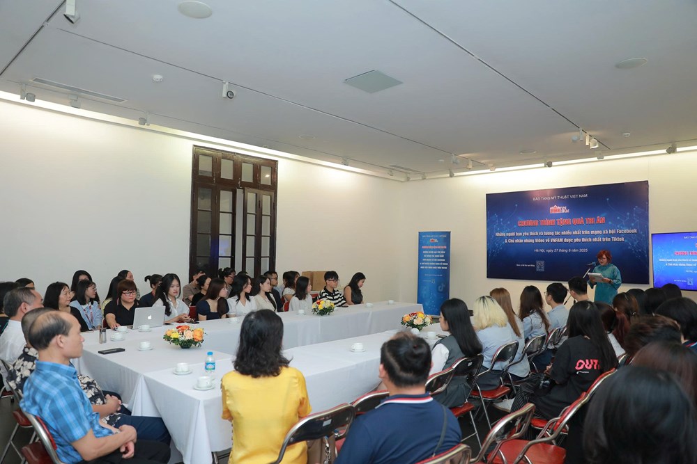 Tri ân bạn trẻ lan toả tình yêu mỹ thuật Việt trên không gian mạng - ảnh 5
