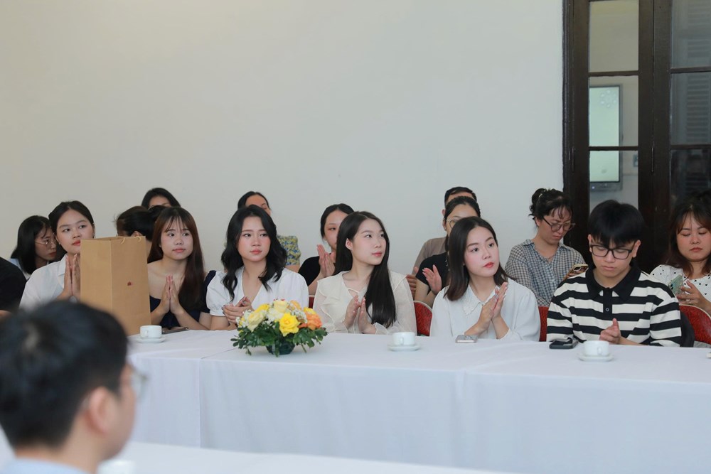 Tri ân bạn trẻ lan toả tình yêu mỹ thuật Việt trên không gian mạng - ảnh 6