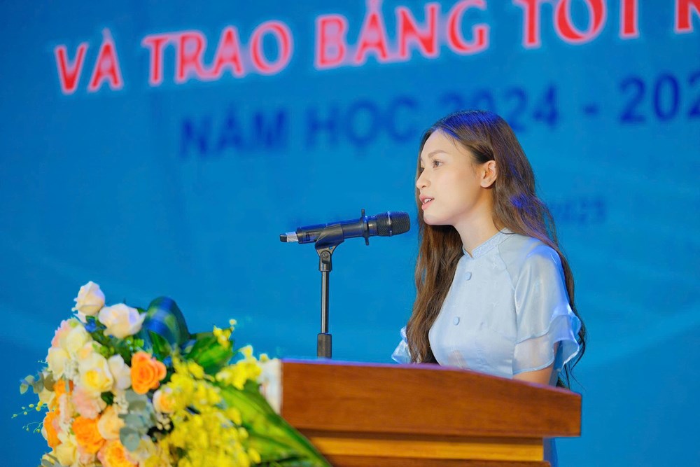 Lễ bế giảng và trao bằng tốt nghiệp năm học 2024-2025 - ảnh 3