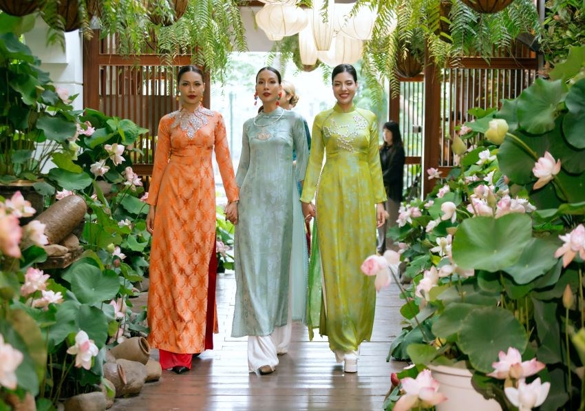 Nguyễn Cao Minh Anh làm “nàng thơ” trong show diễn của Cao Minh Tiến - ảnh 2