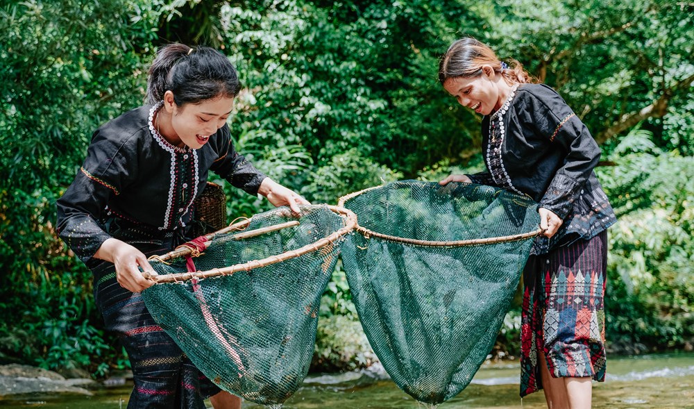 Du khách “đổi gió”, khám phá những điểm đến mới - ảnh 6