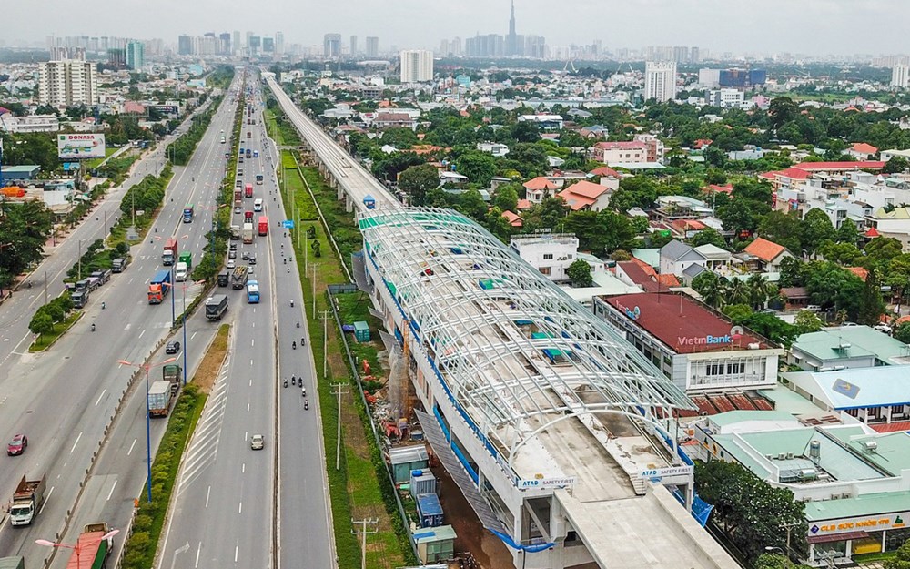 Dự kiến từ năm 2026 cấm đăng ký mới xe máy xăng ở trung tâm - ảnh 1