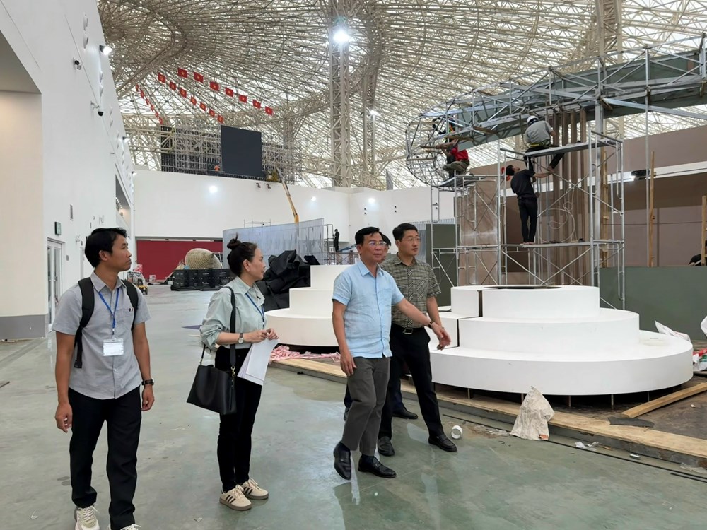 Chuẩn bị tốt nhất cho công tác trưng bày của tỉnh tại Triển lãm Thành tựu đất nước - ảnh 1