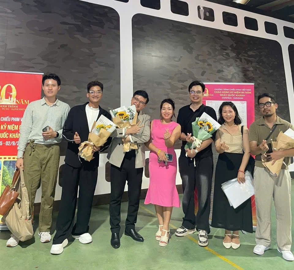 Khán giả cười nghiêng ngả khi được gặp “siêu lầy” Mạc Văn Khoa - ảnh 8