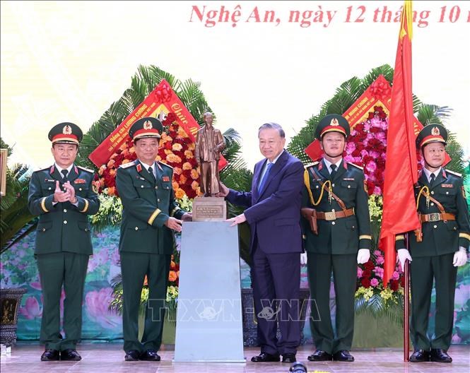  Tổng Bí thư Tô Lâm dự Lễ kỷ niệm 80 năm Ngày truyền thống LLVT Quân khu 4 - ảnh 1