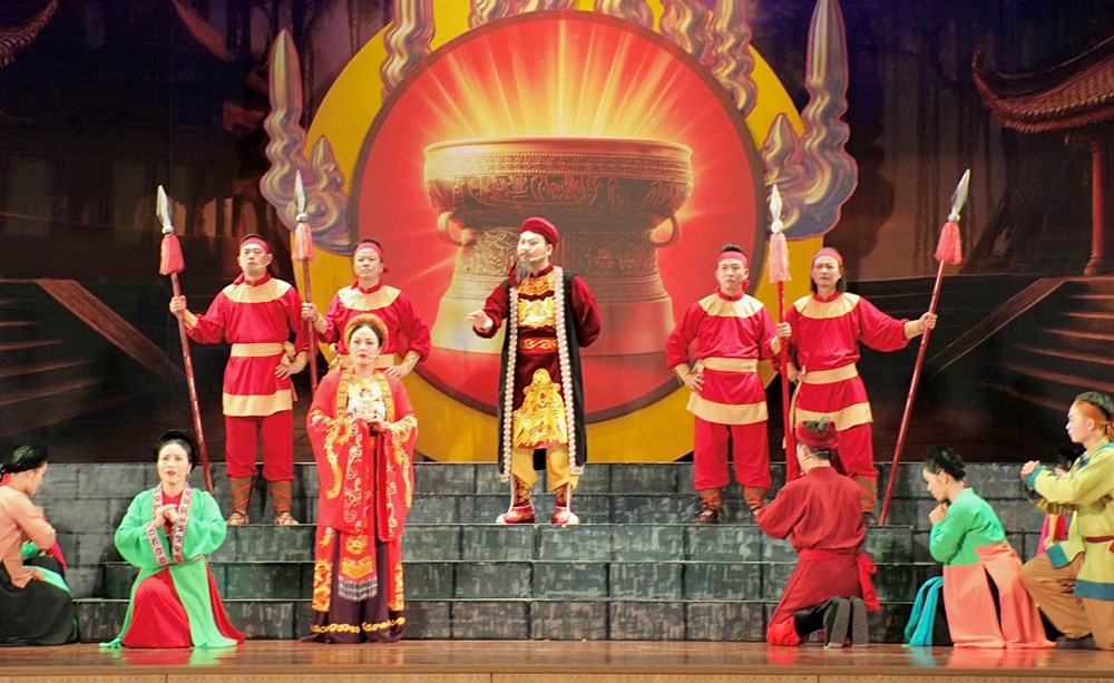 Nỗ lực thắp lên “ngọn lửa” Chèo  trong đời sống đương đại - ảnh 1