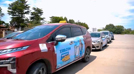 Khi taxi và mạng xã hội thành “đất sống” cho quảng cáo cá độ - ảnh 1