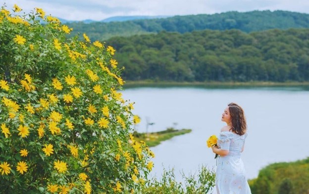 Du khách Việt đi tìm cảm hứng mới - ảnh 1