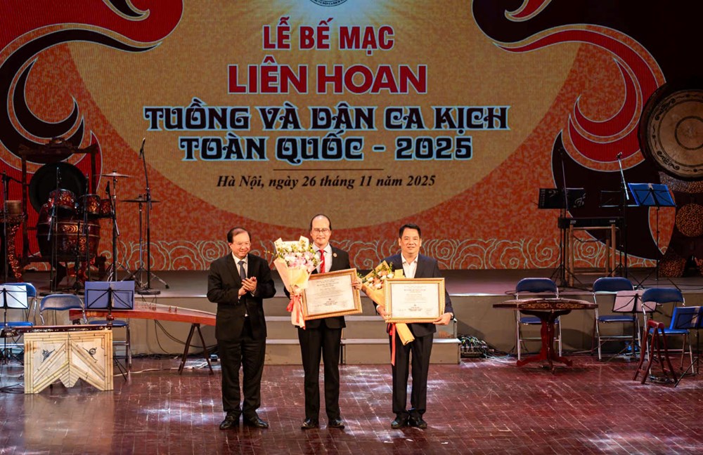  Khát vọng “giữ lửa” Tuồng và Dân ca kịch trong đời sống hiện đại - ảnh 1