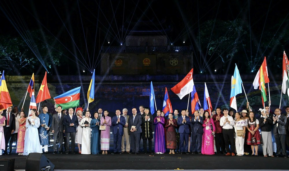 Năm thành công của văn hóa đối ngoại - ảnh 1